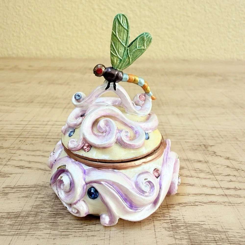 Vintage Westland Giftware Pink Dragonfly Bug Enamel Magnetic Hinge Trinket Box